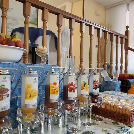 ホテル ネッラ 3*