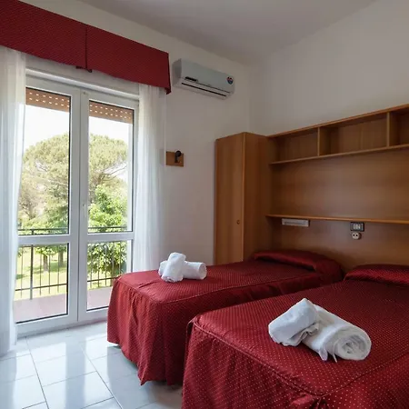 מלון Nella לה ספציה